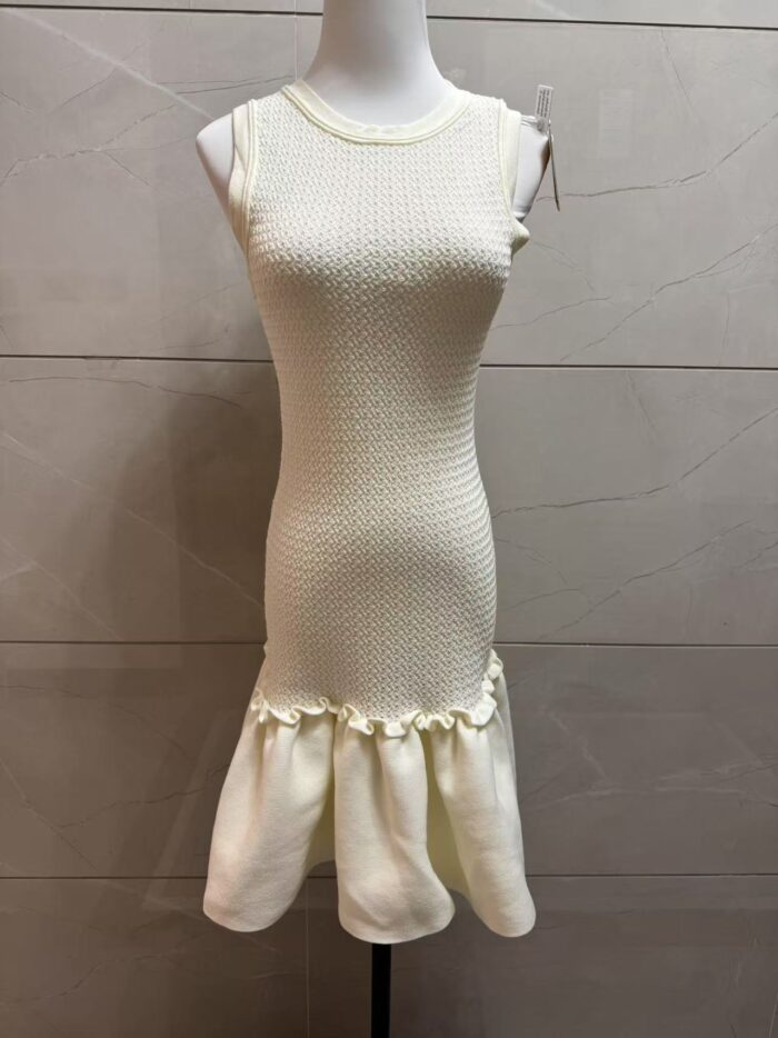 Ruffle Edge Knitted Mini Tank Dress Women's 2025 Summer New Fashion Sleeveless Slim Sweet Dress 5250124 - Image 2