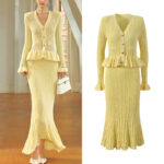 2025 autumn new French lady Chanel style fake two-piece V-neck slim fit knitted fishtail dress 5250243