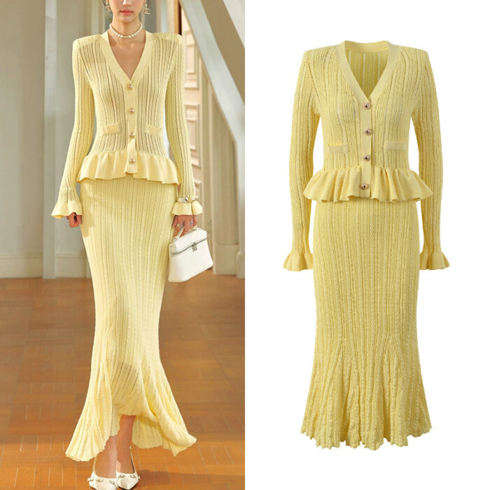 2025 autumn new French lady Chanel style fake two-piece V-neck slim fit knitted fishtail dress 5250243