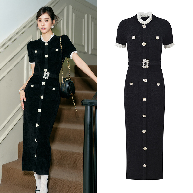 2025 Autumn and Winter French Lady Lace Splicing Diamond Buckle Black Velvet Waist Slimming Short Sleeve Long Dress