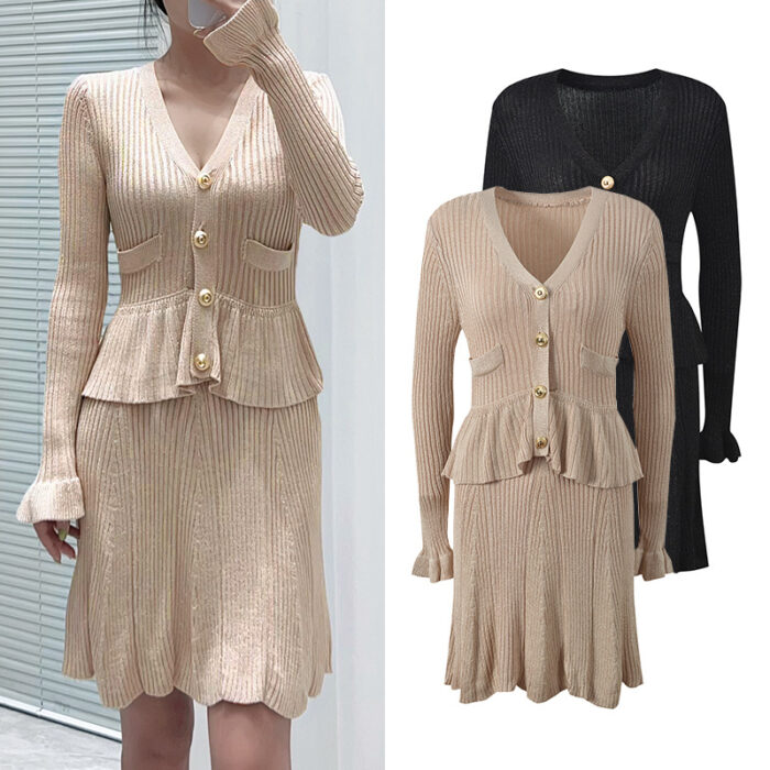 2025 autumn new French lady Chanel style heavy metal button V-neck splicing slim knitted dress