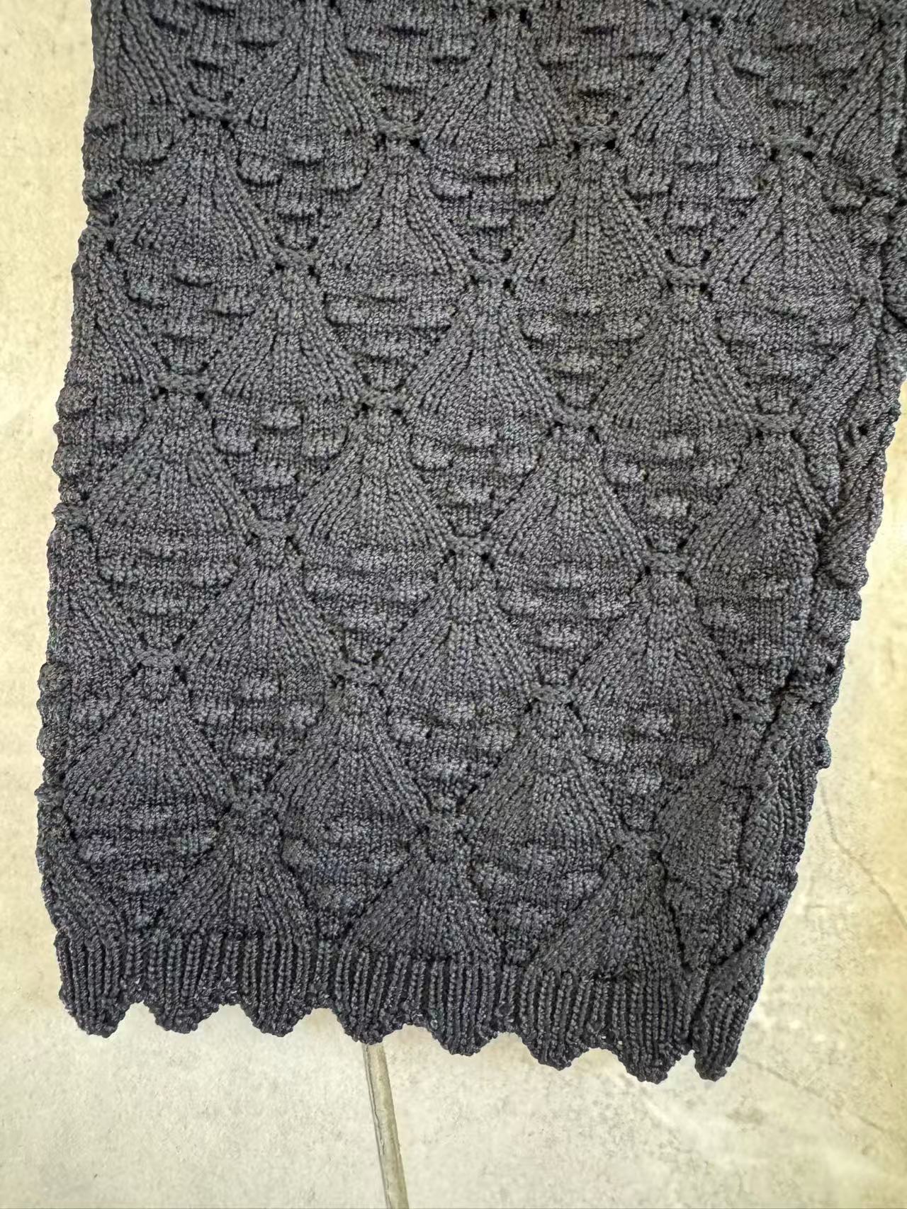 Beige Hollow Out Single Breasted Mid-Length Dress Women's 2025 Early Autumn Fashion Slim V-Neck Dress 5250224 - Image 5