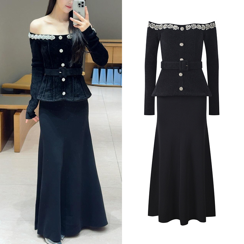 2025 Fall-Winter New Model: French Elegance, One-Shoulder Design, Beaded Accents, Slim-Fit, Long Sleeve, Long Dress, Party Attire 5250332