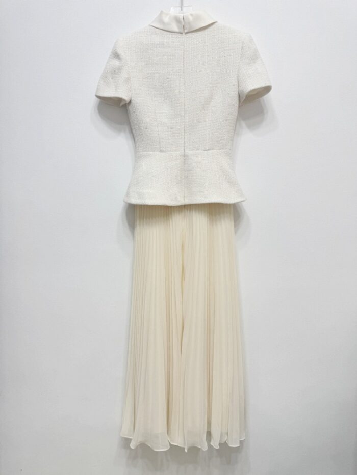 2025 autumn and winter new woolen patchwork chiffon pleated long dress with a slim fit and short sleeved small dress - Image 3