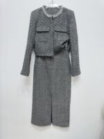 Autumn and winter new women's clothing miu series small fragrant style outfit, dark gray woolen versatile high waisted slit long skirt, half skirt - Image 2