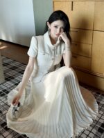 2025 autumn and winter new woolen patchwork chiffon pleated long dress with a slim fit and short sleeved small dress