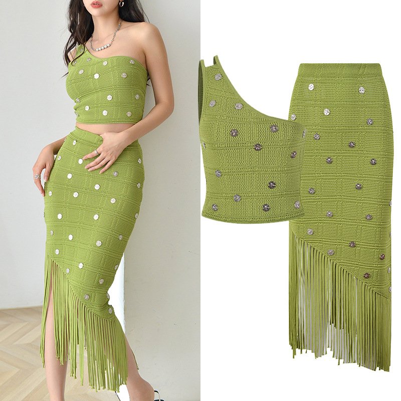 Summer 2025 mature socialite Fan Nai style dress with tassel tea, playful and lively tea atmosphere, two piece set dress for women to reduce age