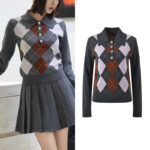 2025 autumn and winter new color contrasting diamond grid temperament fashionable age reducing and slimming versatile polo collar knitted sweater top