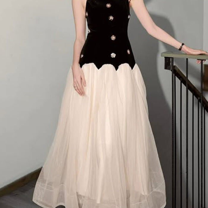 Fashionable Design Dress for Women 2025 Autumn New Elegant Style Nail Bead Design Sleeveless Slimming Long Dress