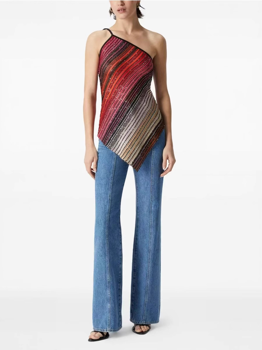 High-end French summer vacation sexy and bold girl style set for women, featuring fashionable and high-quality two-piece outfit