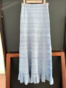 2026S Summer French Elegant Solid Color Knitted V-Neck Top + Skirt Set 6260131 - Image 3