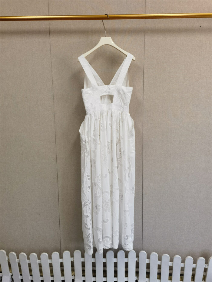 2026 Summer V-Neck Lace-Up Embroidered Backless Diagonal Pocket Halter Dress 626531 - Image 3