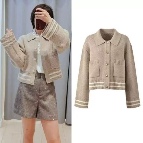 2026 Spring New Arrival French Niche Fashion Knit Sweater with Flared Collar, Large Pockets, and Metal Buttons